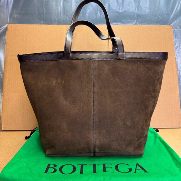 Bottega Veneta Medium Flip Flap Suede Tote Bag - Fondant - Picture 6 of 10